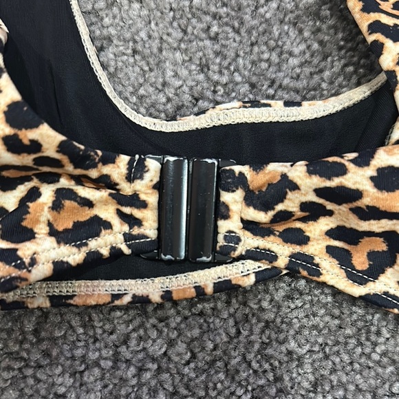 Leopard Print Bikini Set - Picture 4 of 4